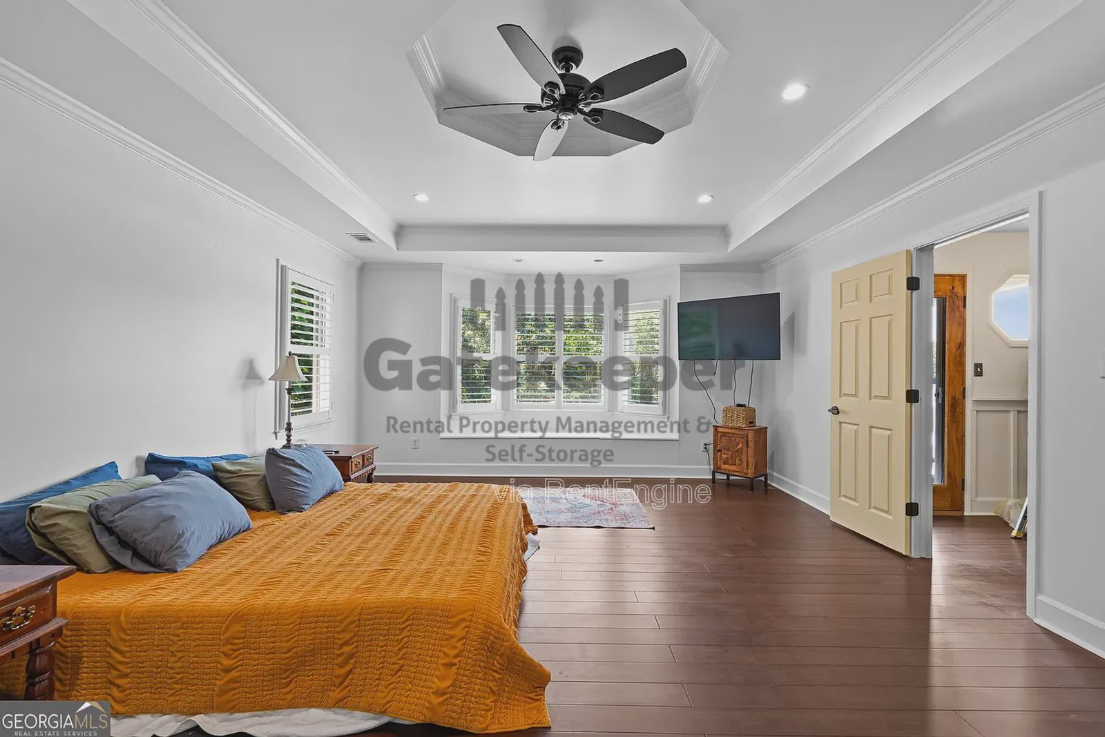 Gallery Image 16