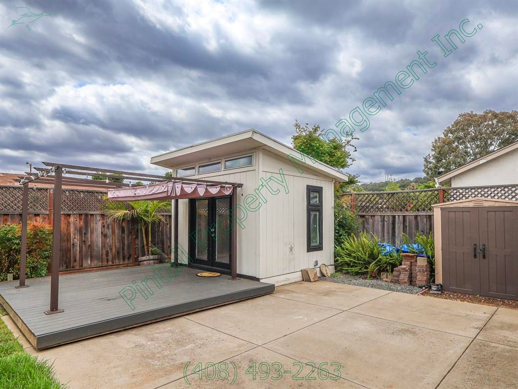 Gallery Image 17