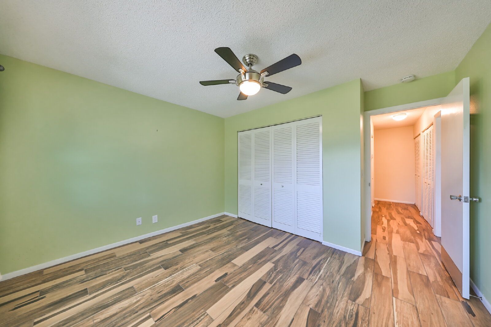 Gallery Image 17