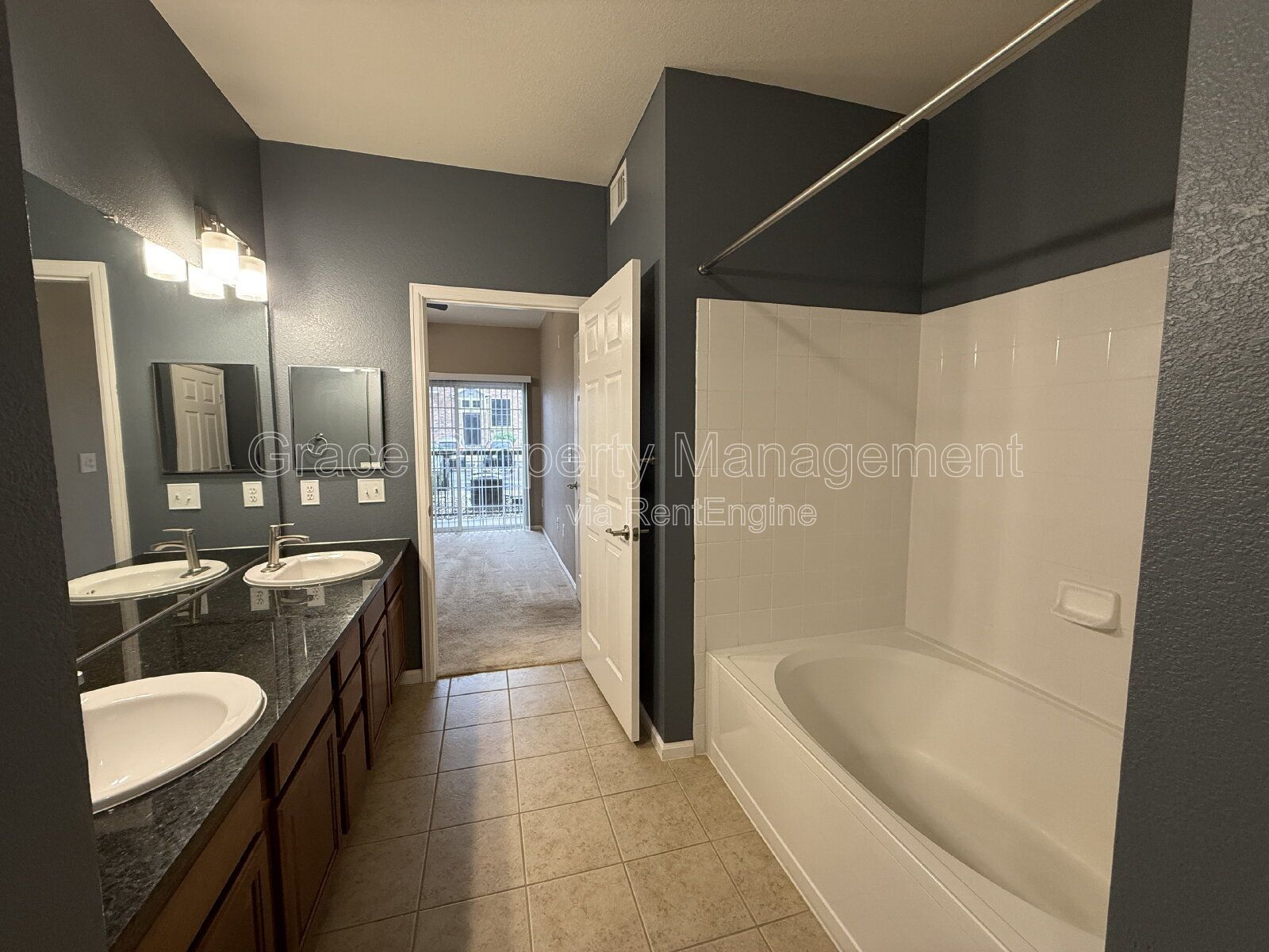 Gallery Image 15