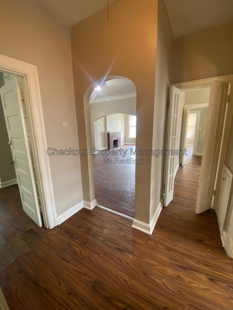 Gallery Image 7