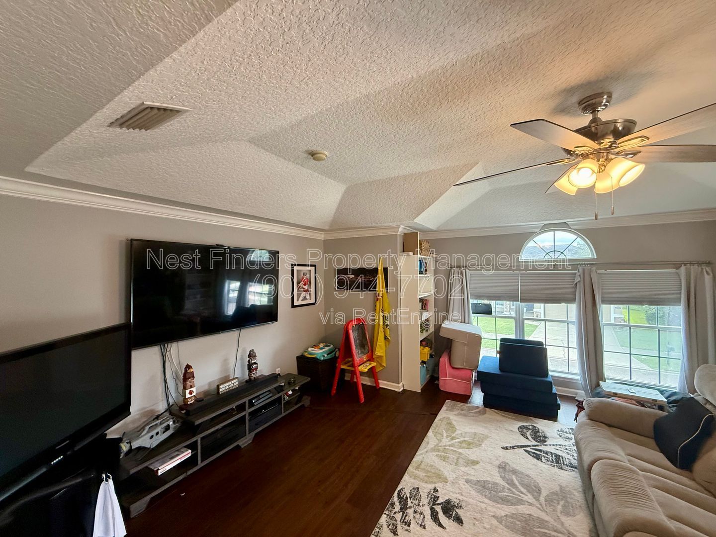 Gallery Image 32