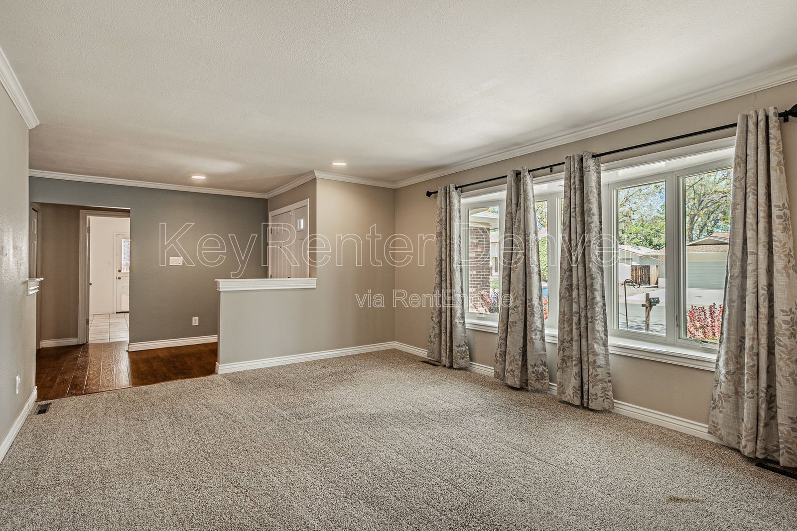 Gallery Image 18