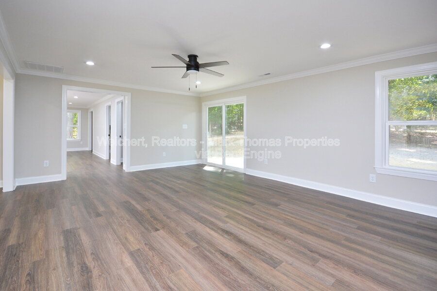 Gallery Image 22