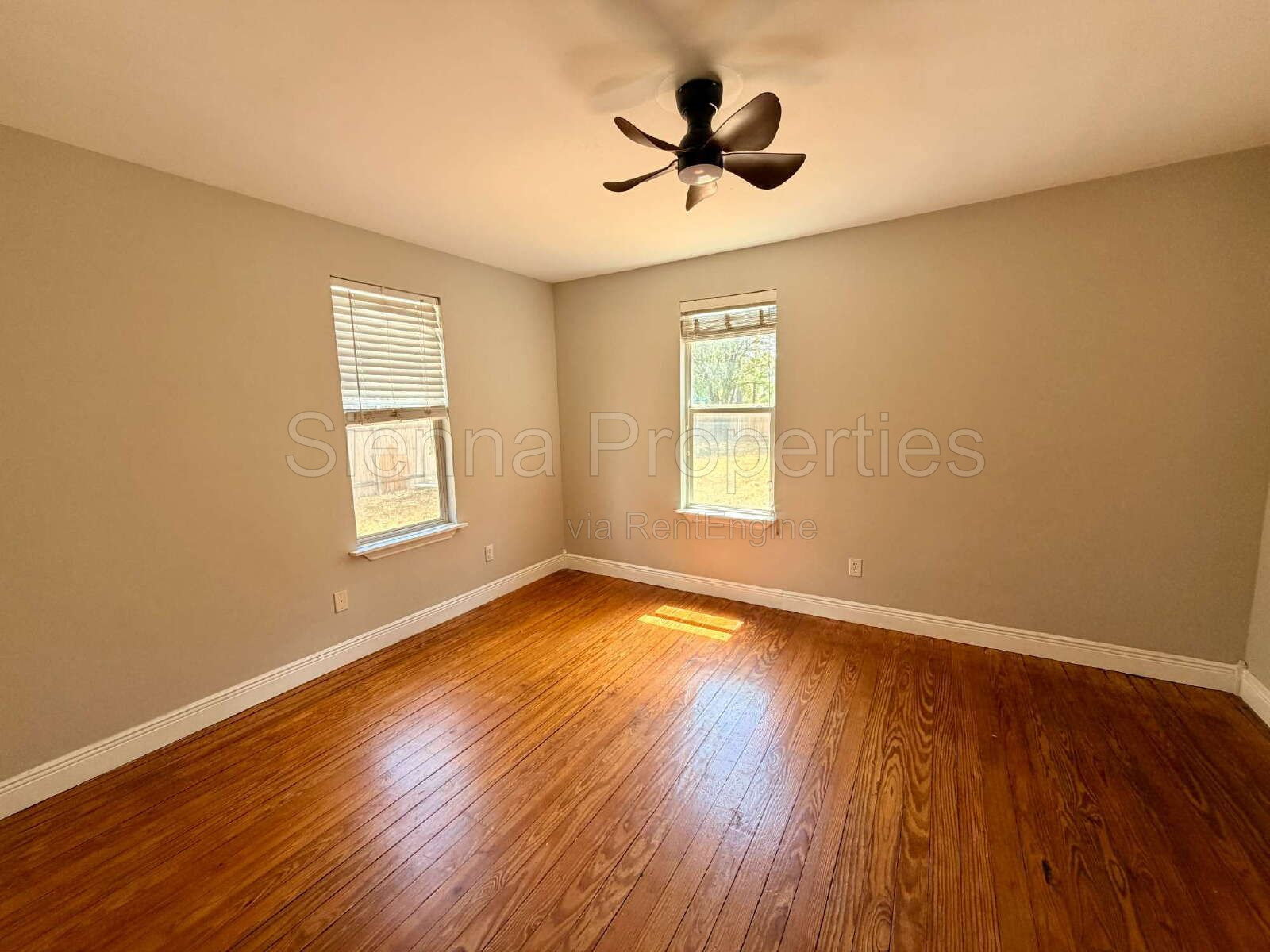 Gallery Image 10