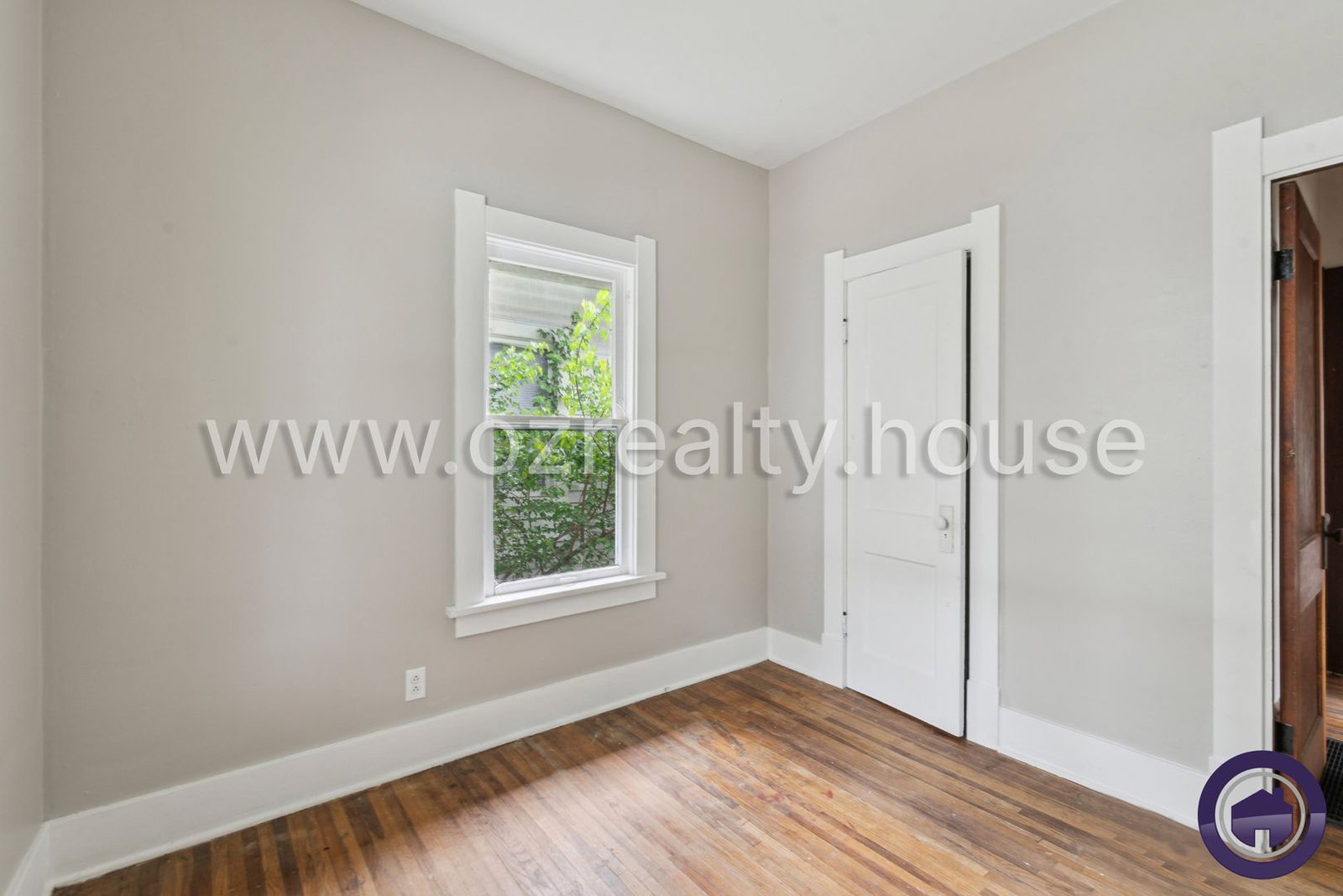 Gallery Image 12