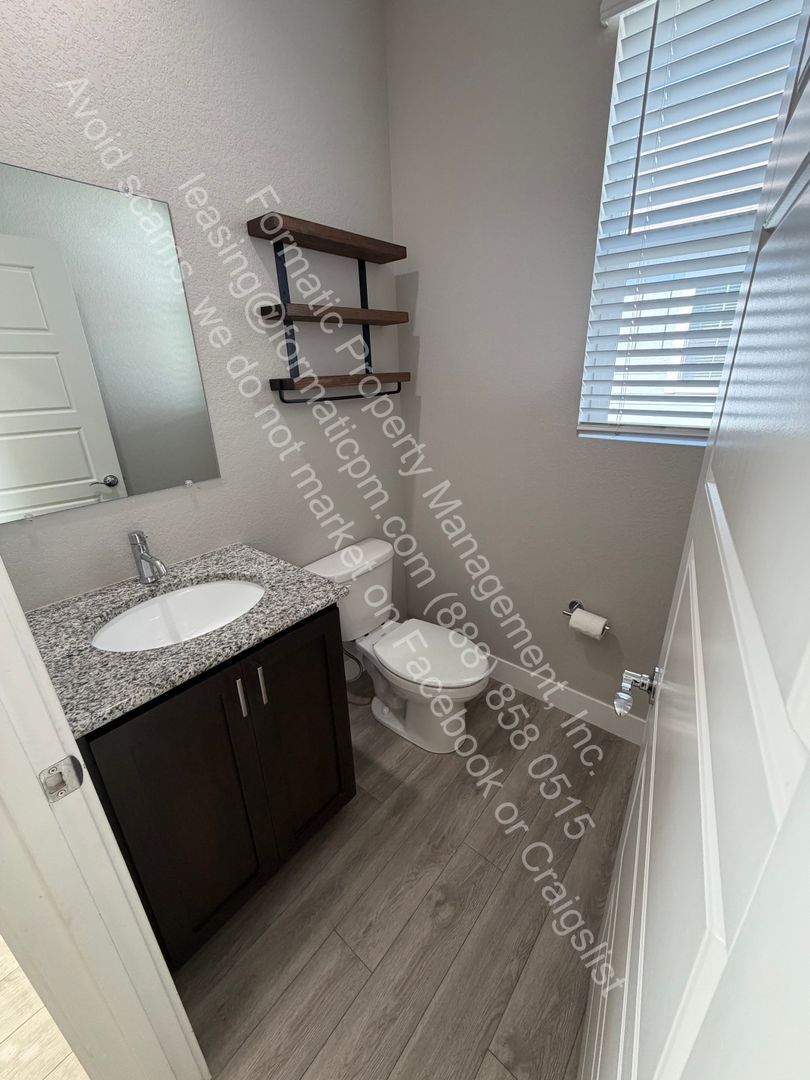 Gallery Image 9