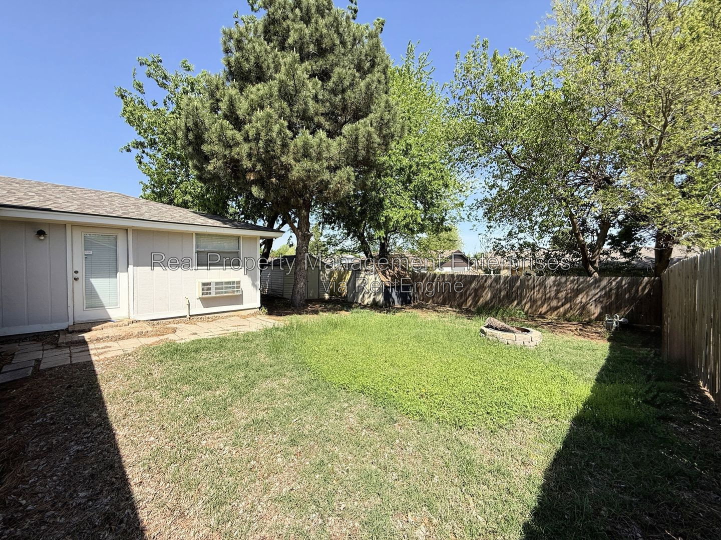 Gallery Image 17