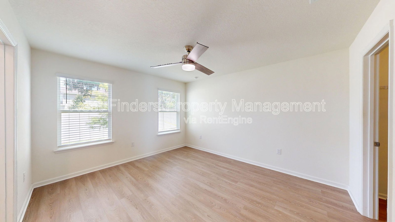 Gallery Image 19