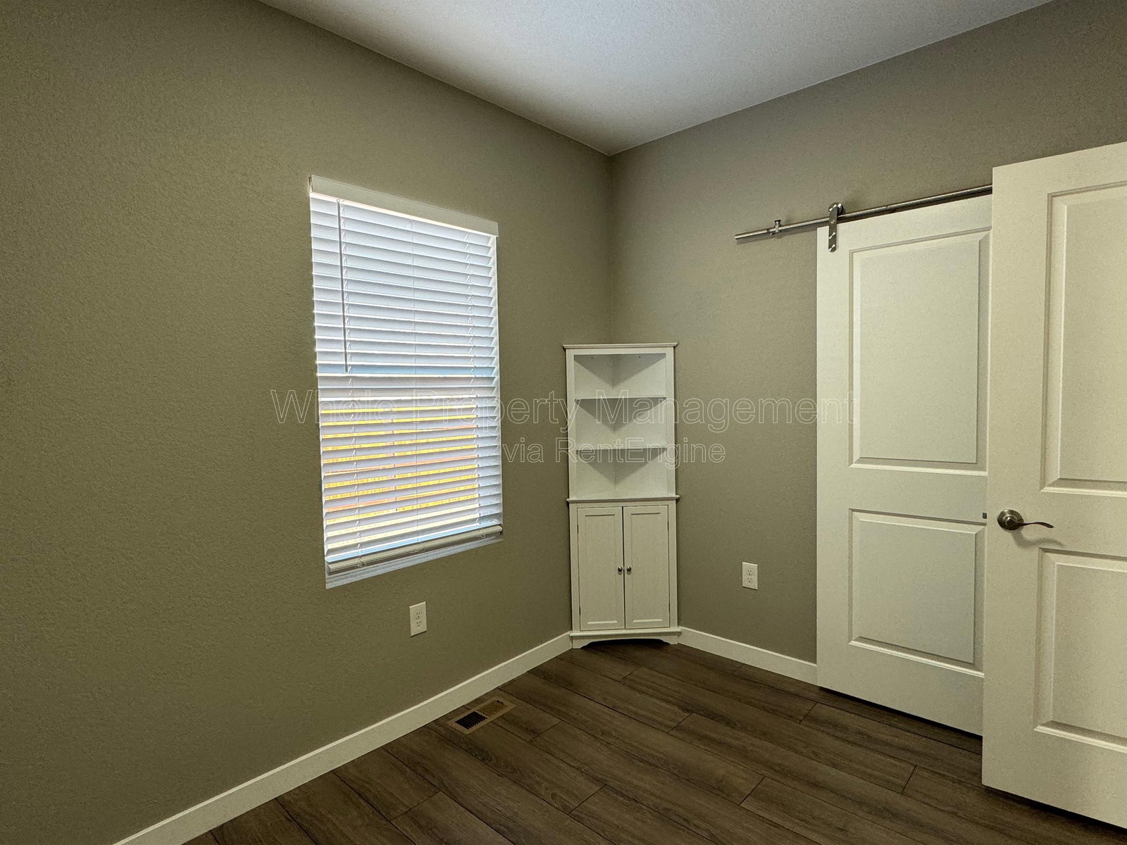 Gallery Image 21