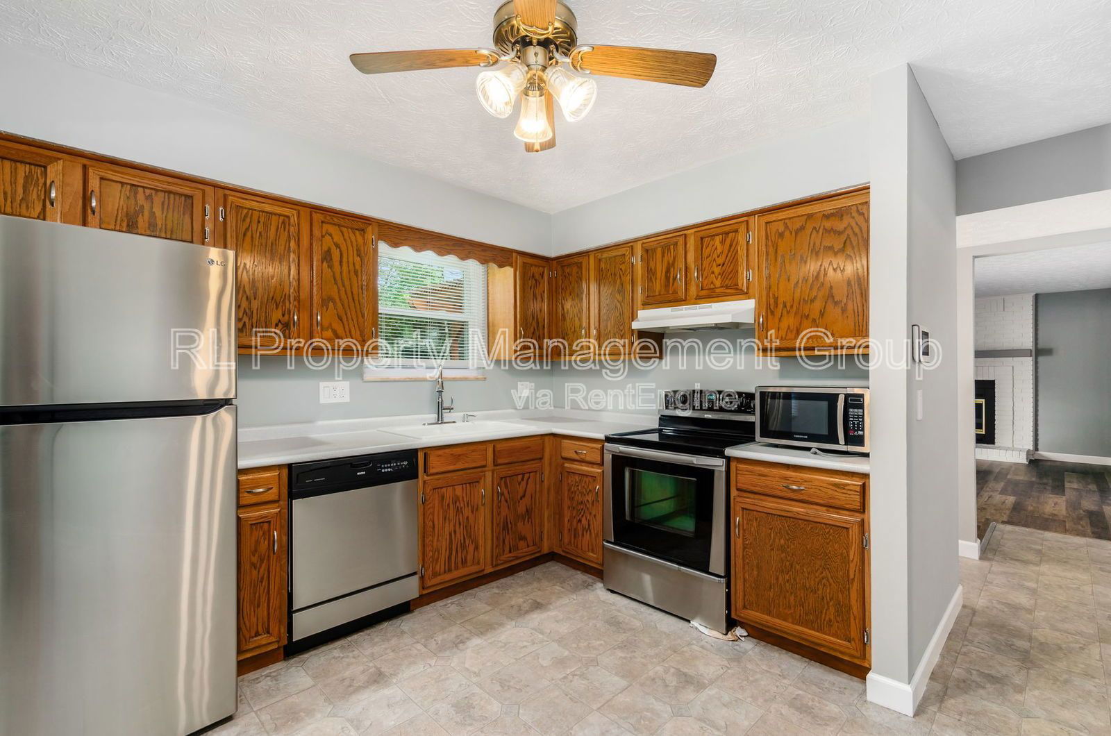 Gallery Image 13