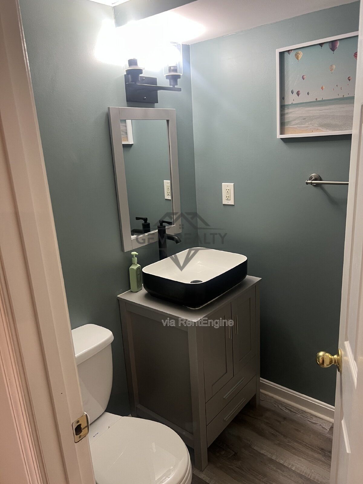 Gallery Image 64