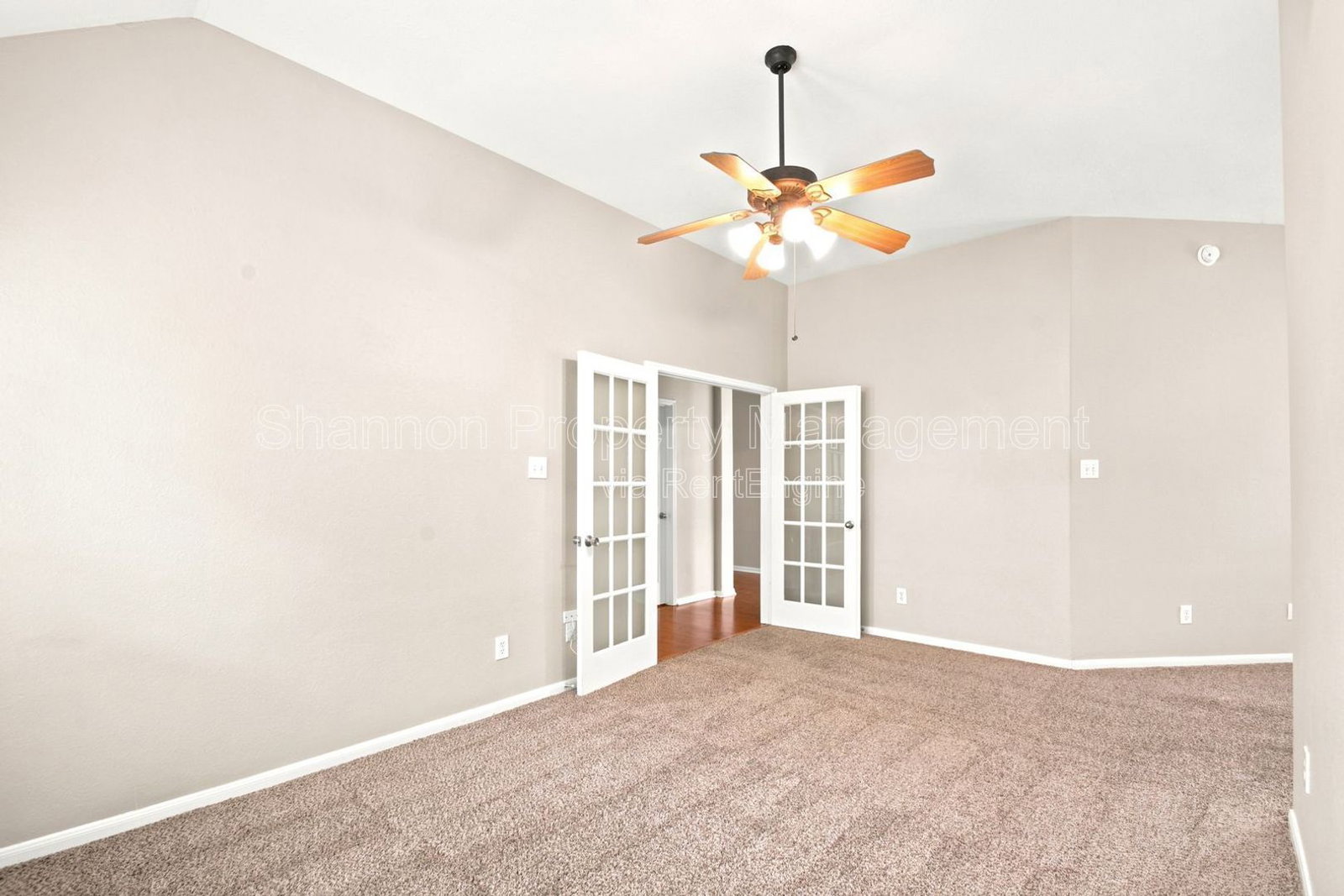 Gallery Image 18