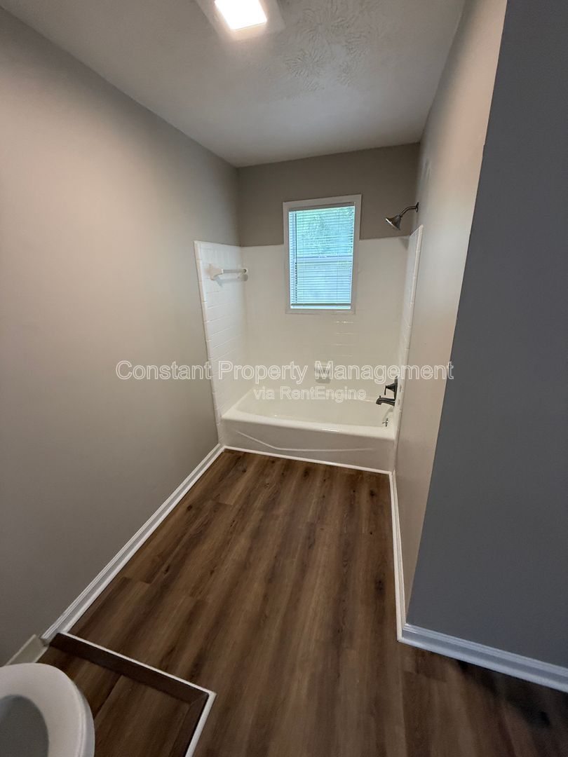 Gallery Image 16
