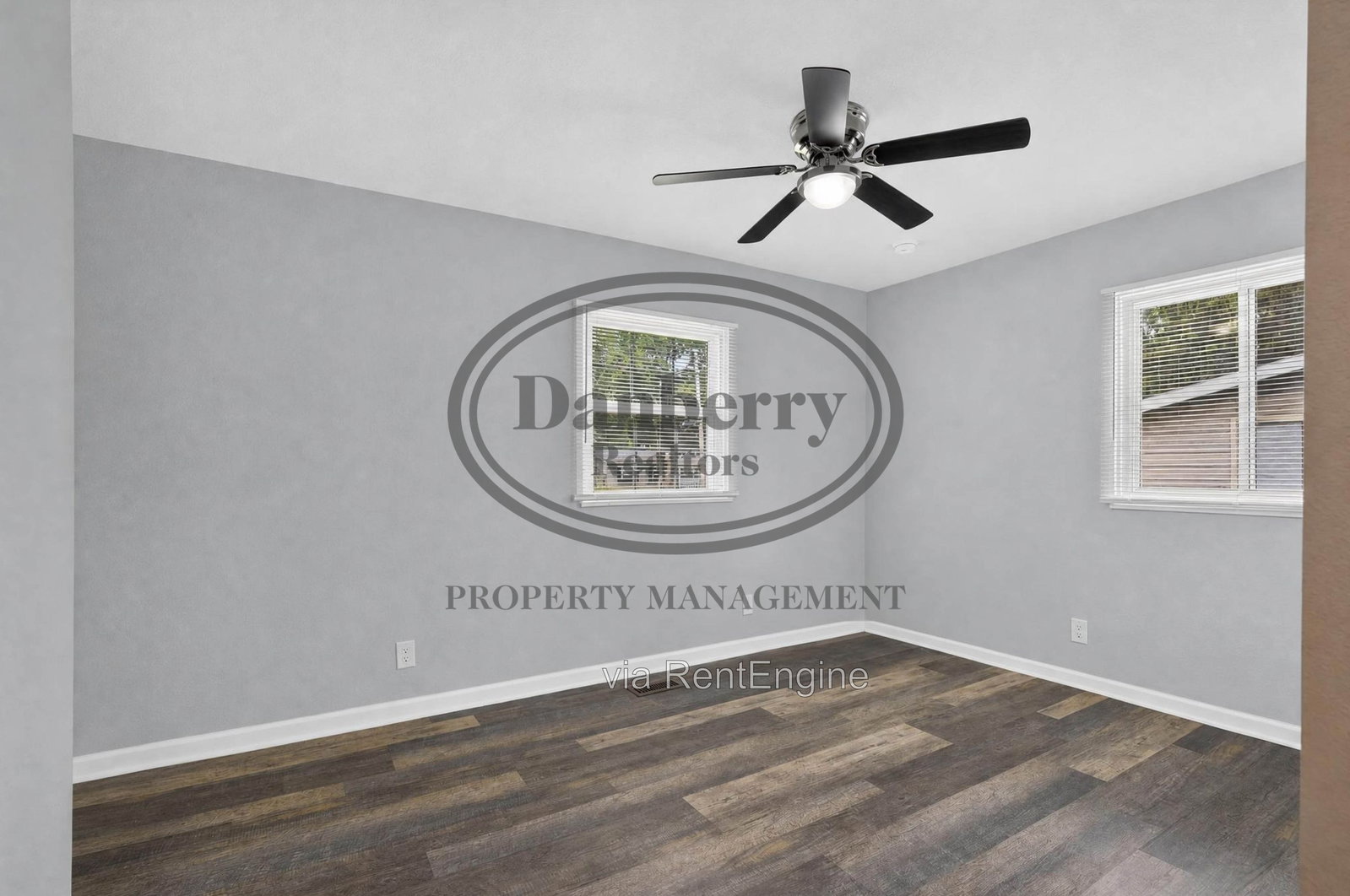 Gallery Image 17