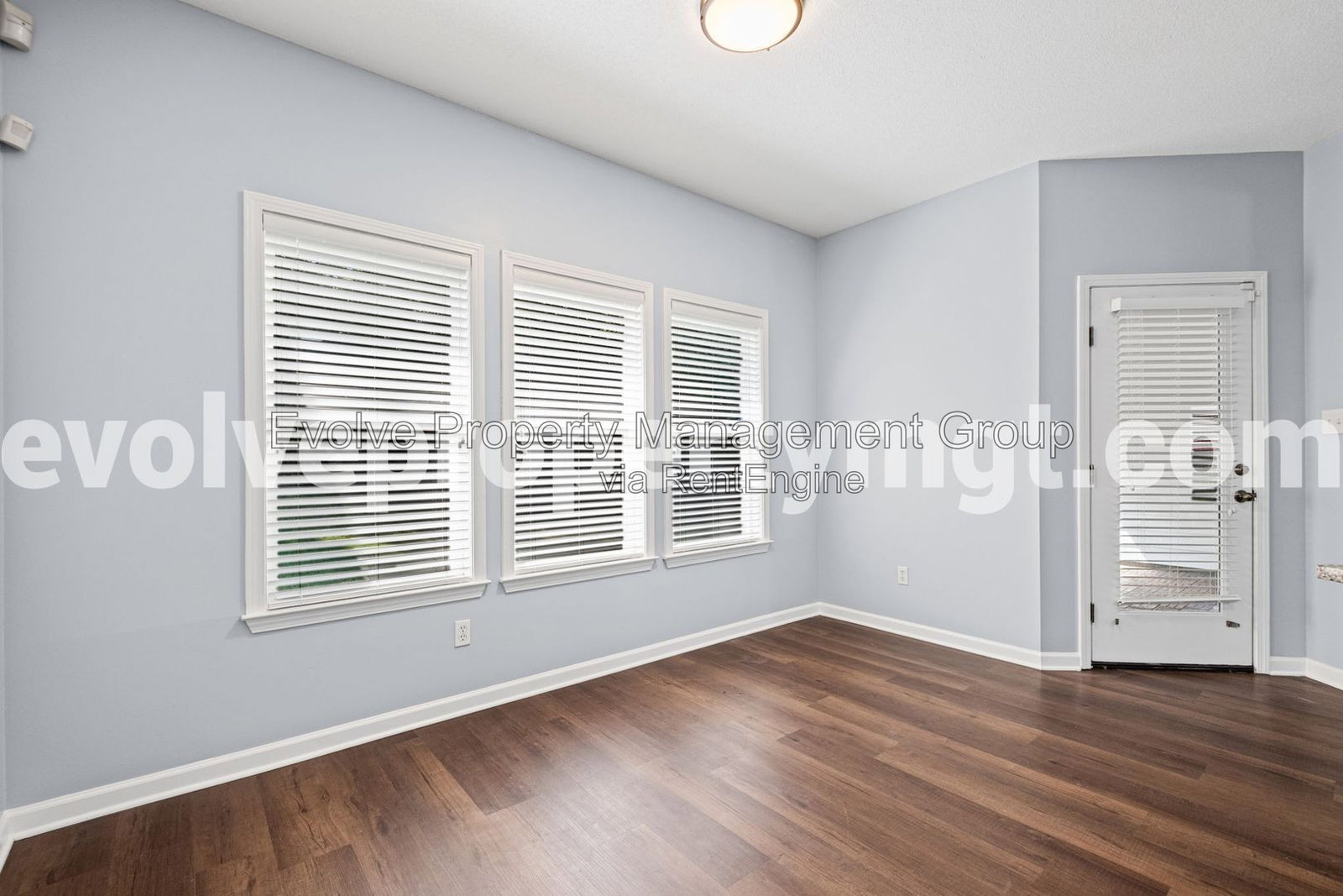 Gallery Image 17