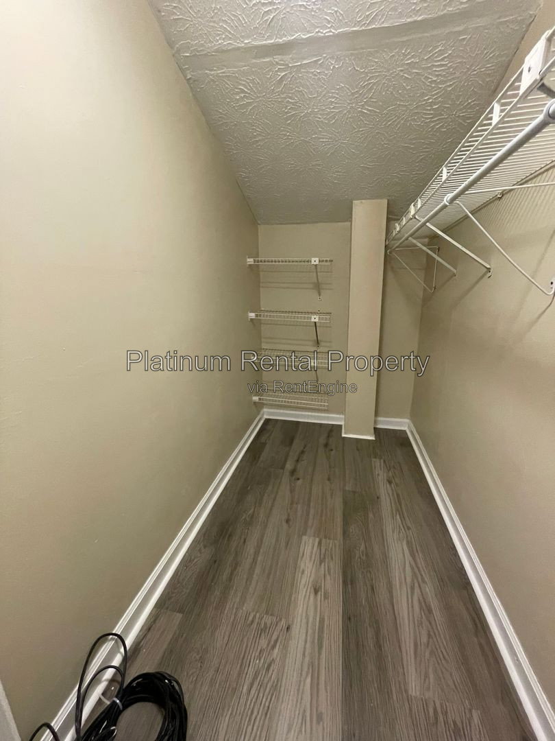 Gallery Image 29