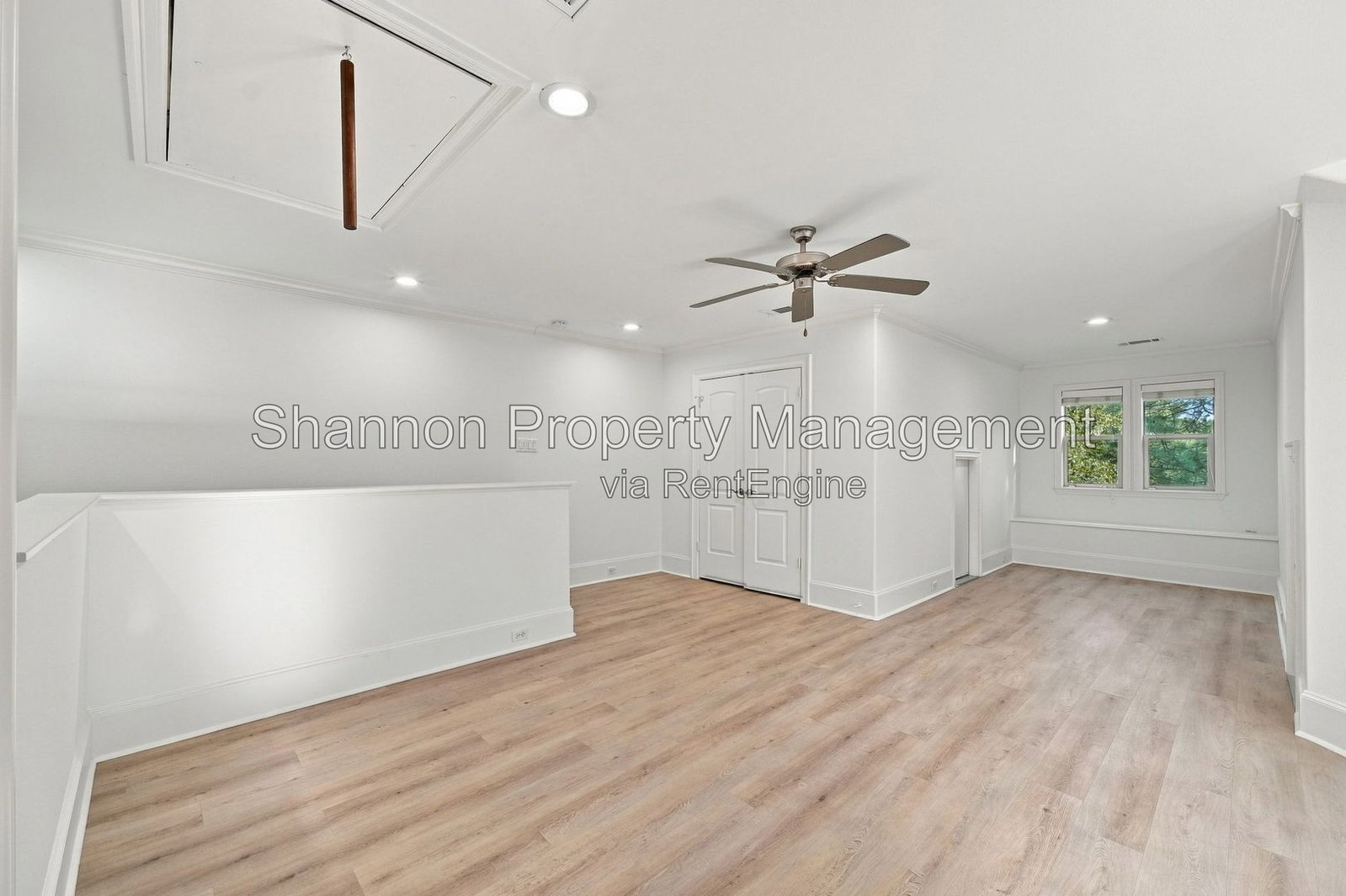Gallery Image 32