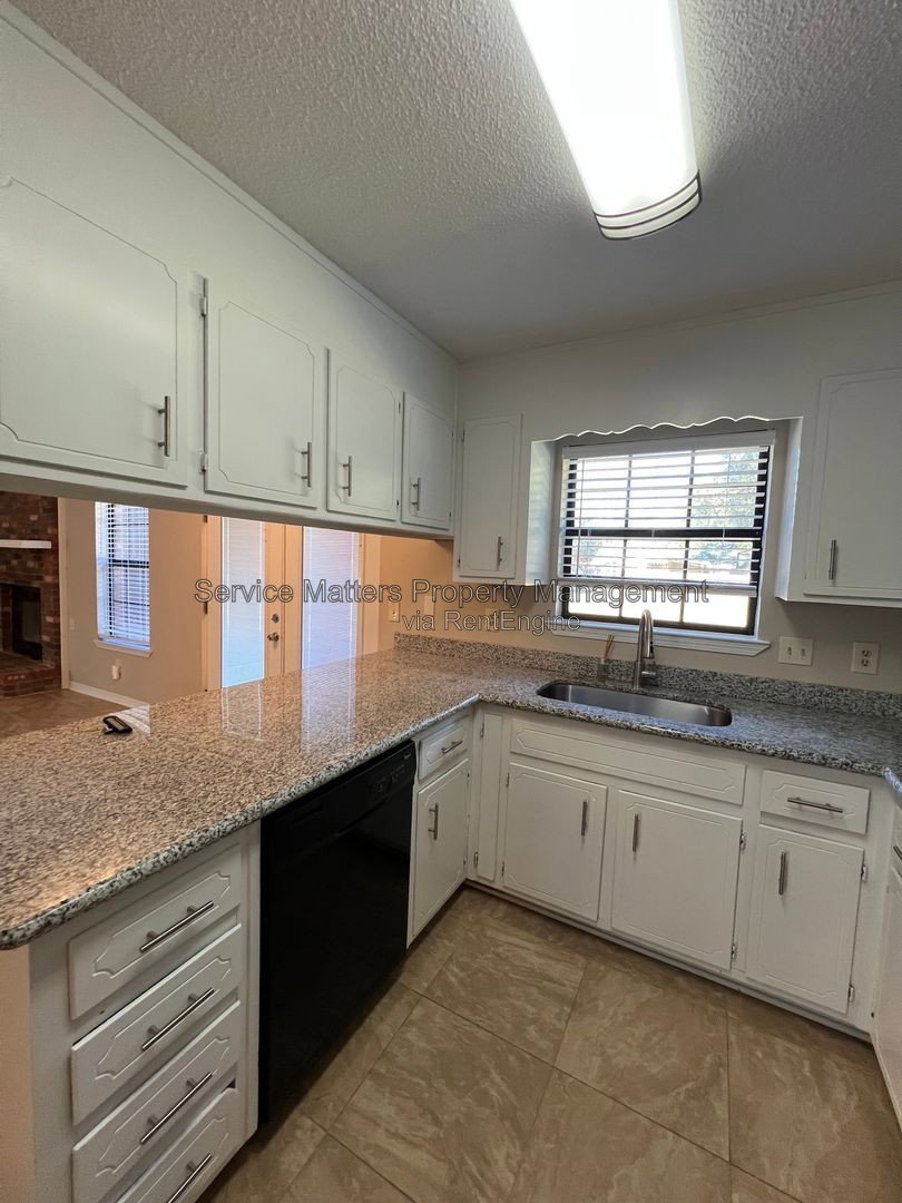 Gallery Image 15