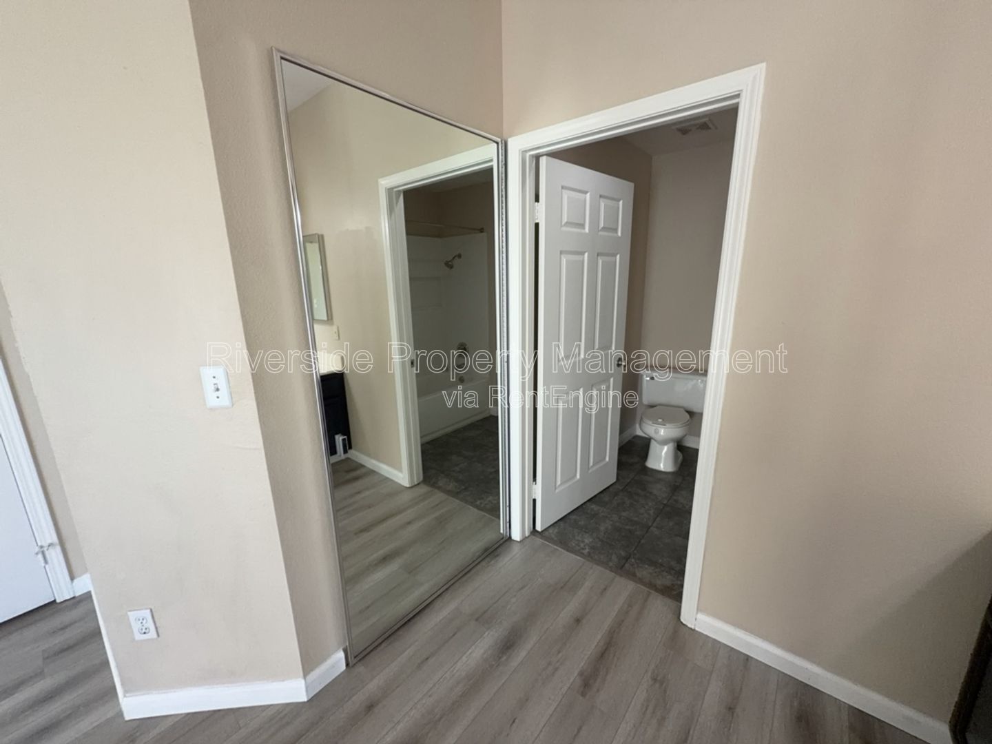 Gallery Image 22