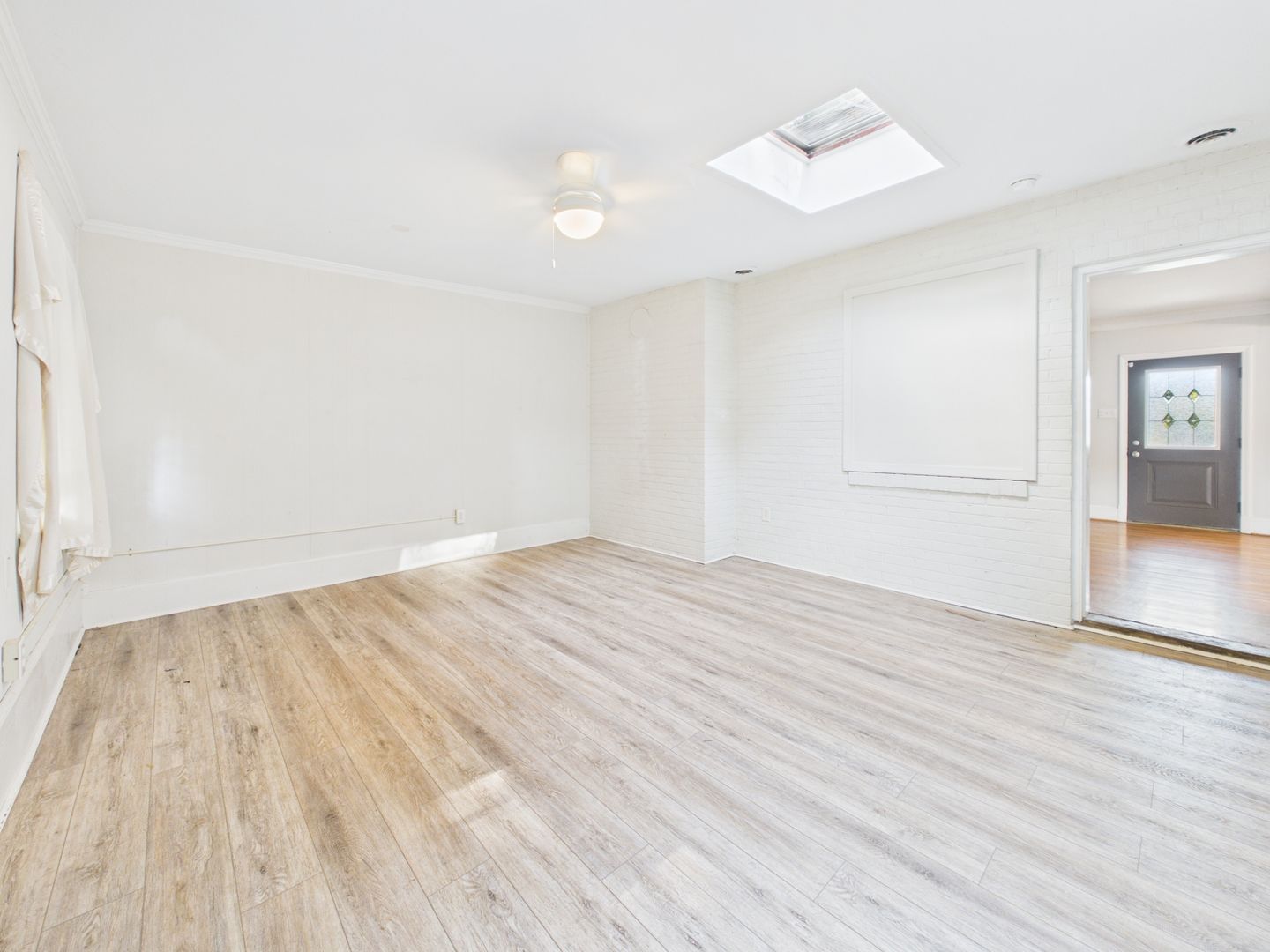 Gallery Image 10