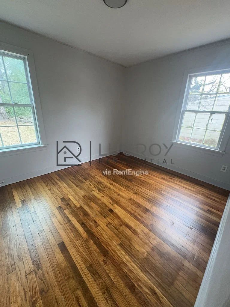Gallery Image 15
