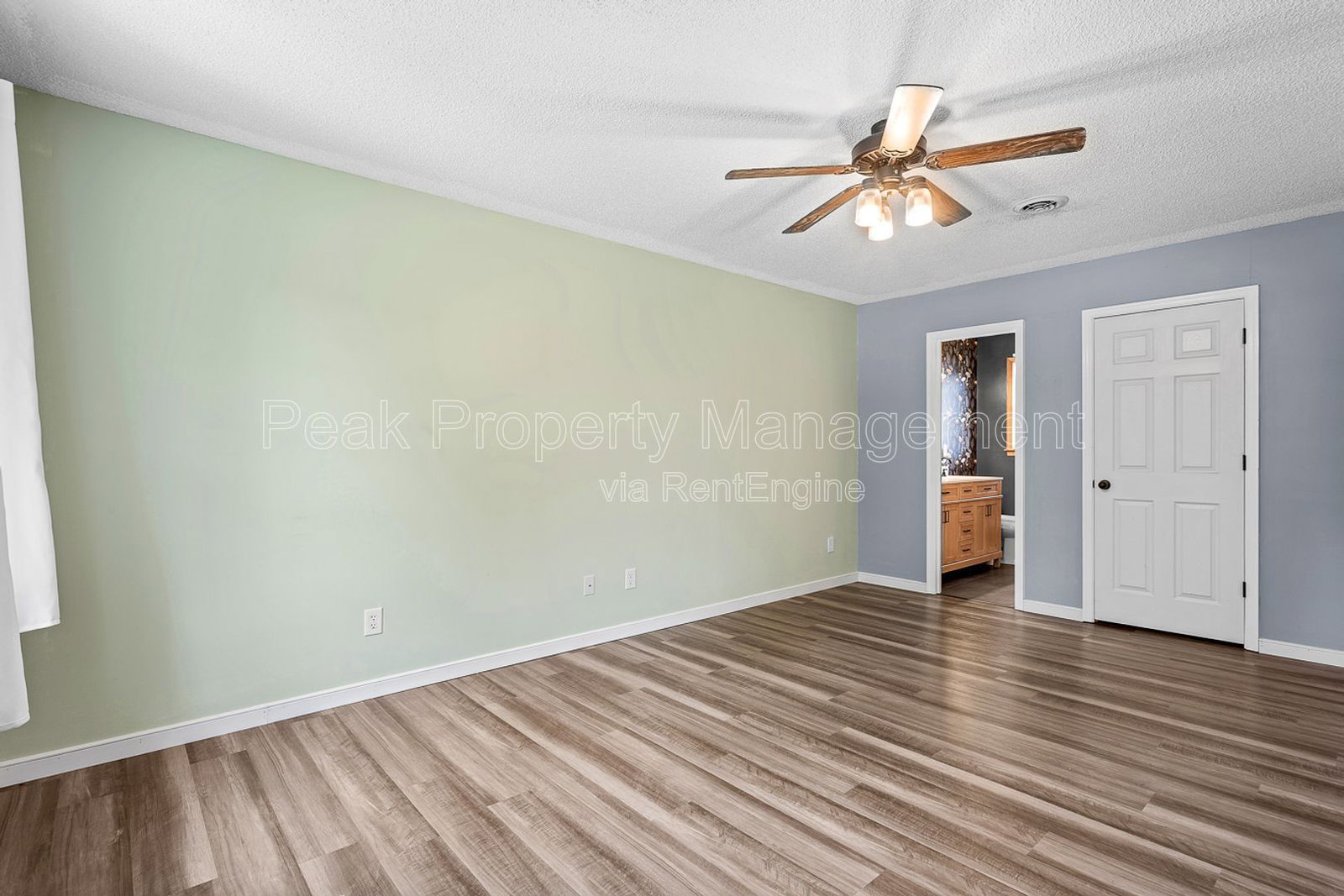 Gallery Image 21