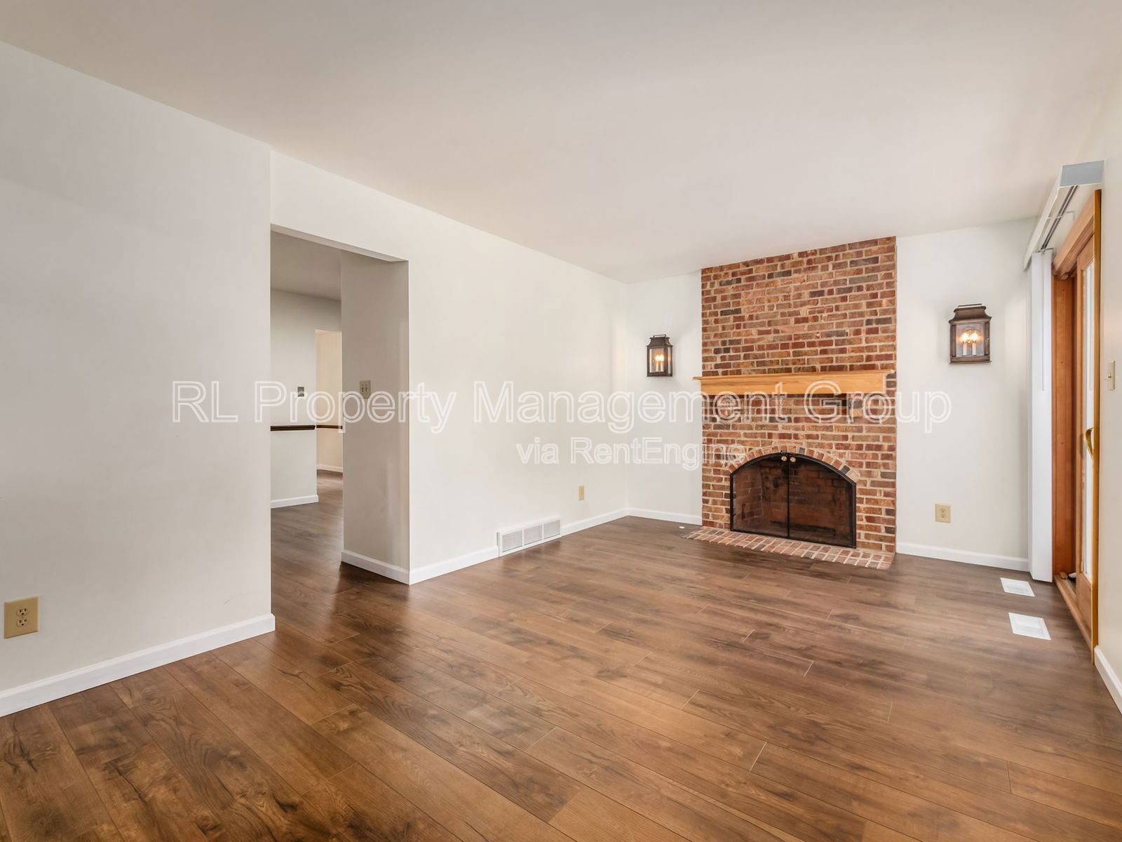 Gallery Image 19