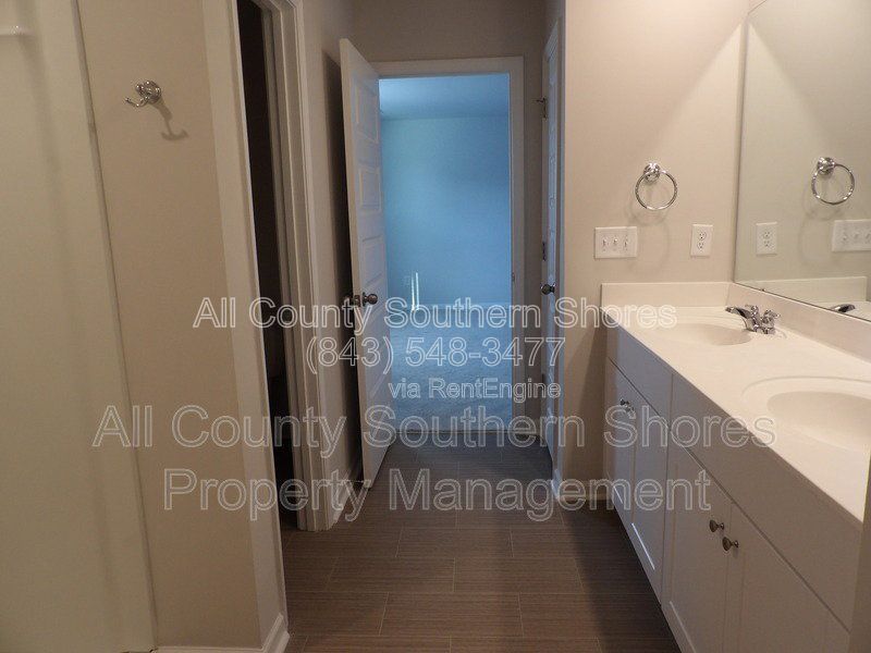 Gallery Image 19