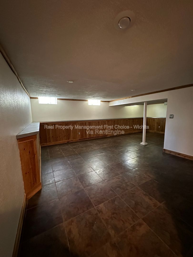 Gallery Image 19