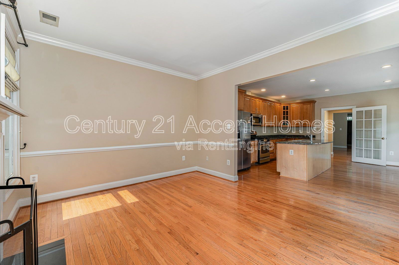 Gallery Image 15