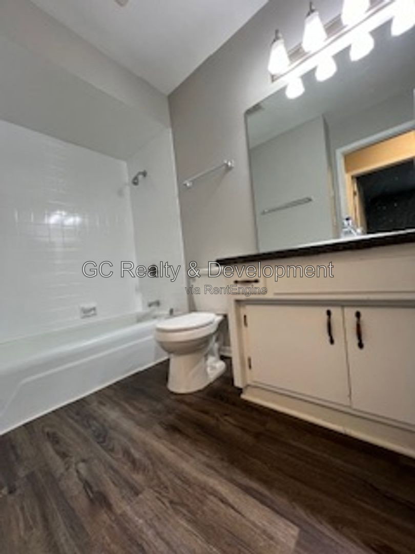 Gallery Image 18