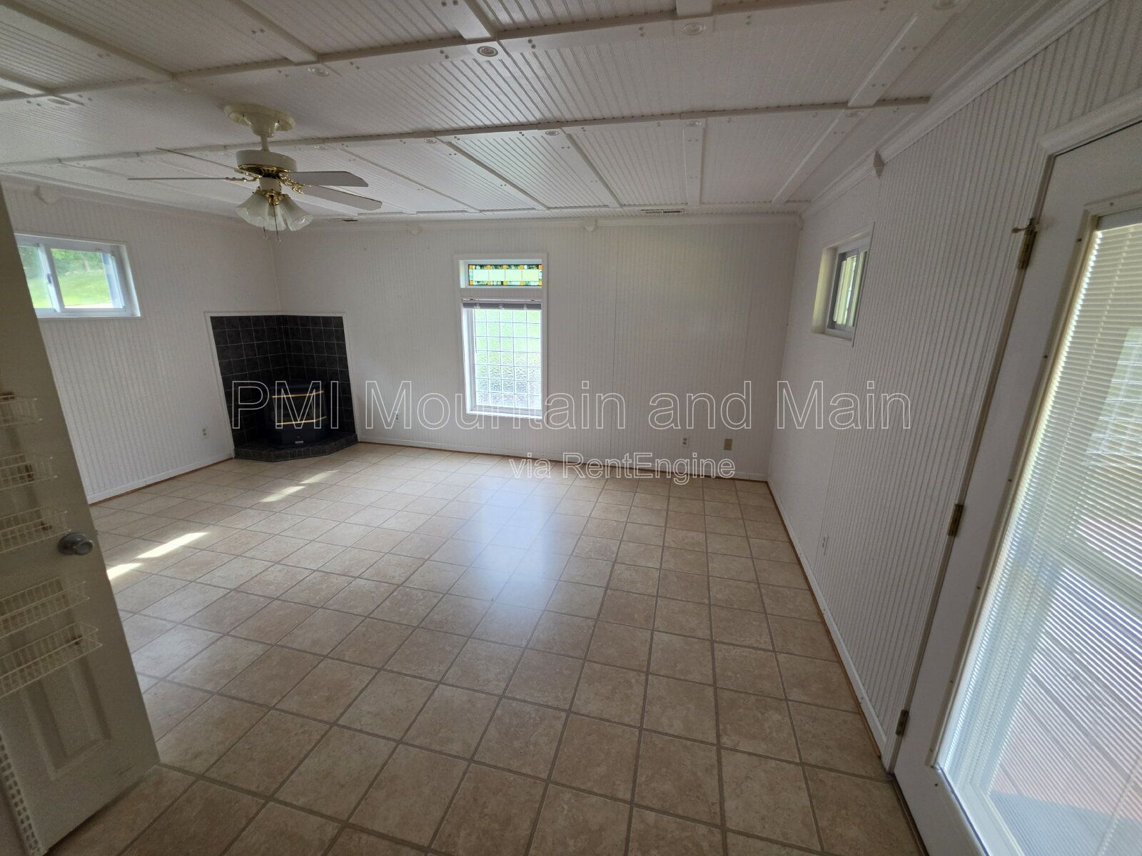 Gallery Image 18