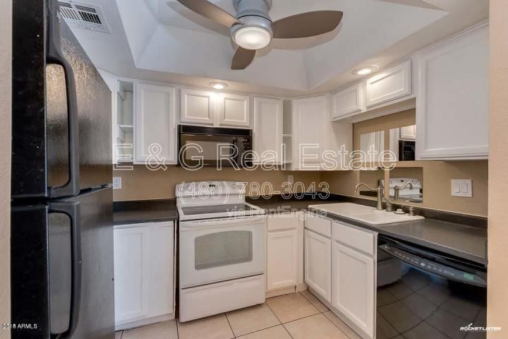Gallery Image 0