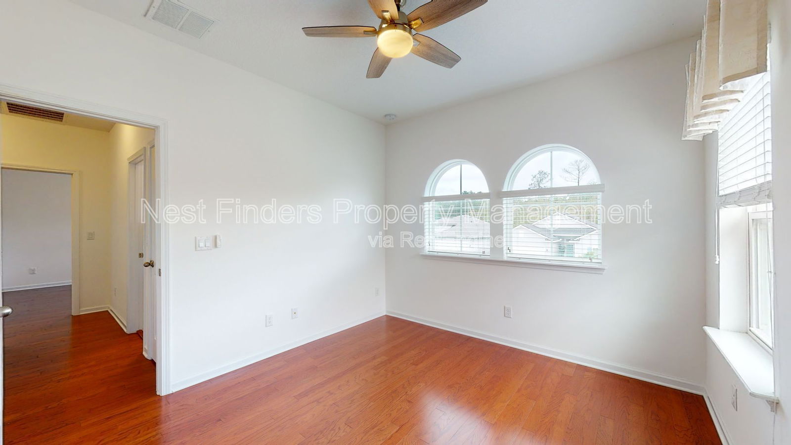 Gallery Image 32