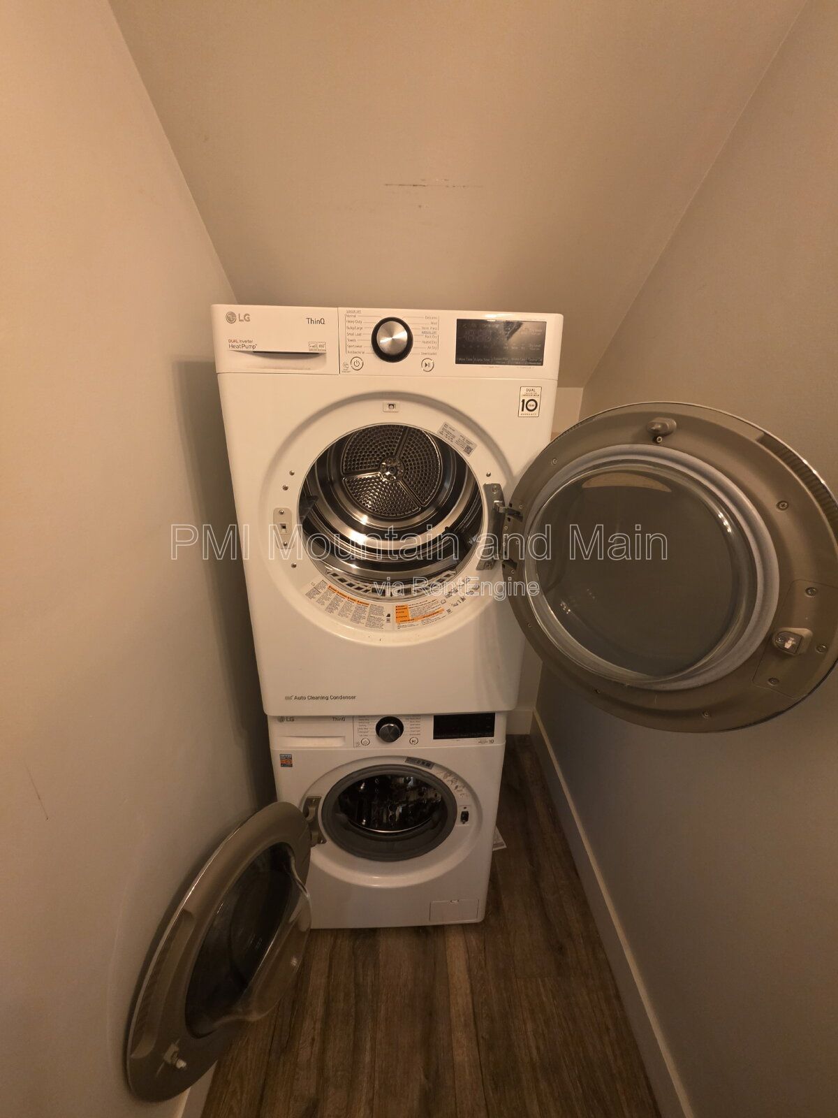 Gallery Image 14
