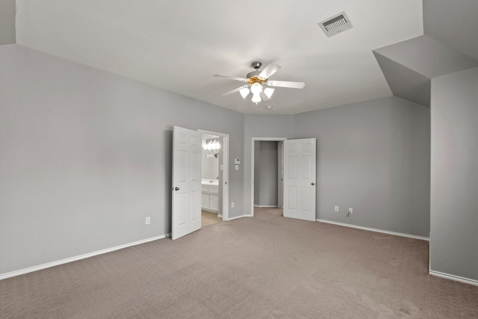 Gallery Image 19