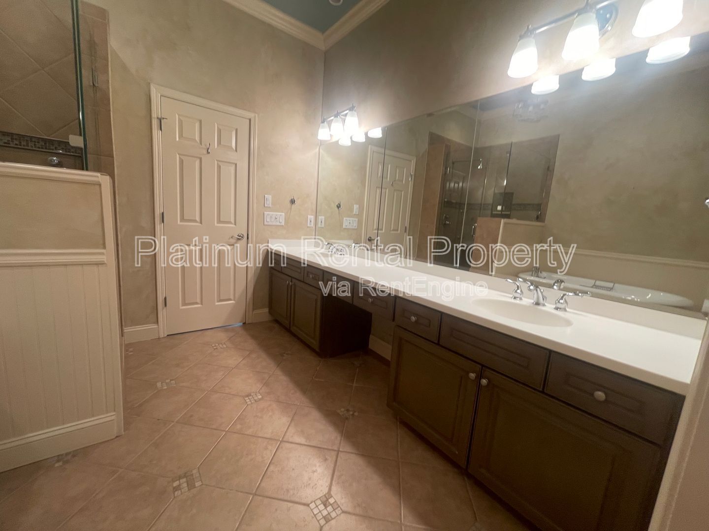 Gallery Image 51