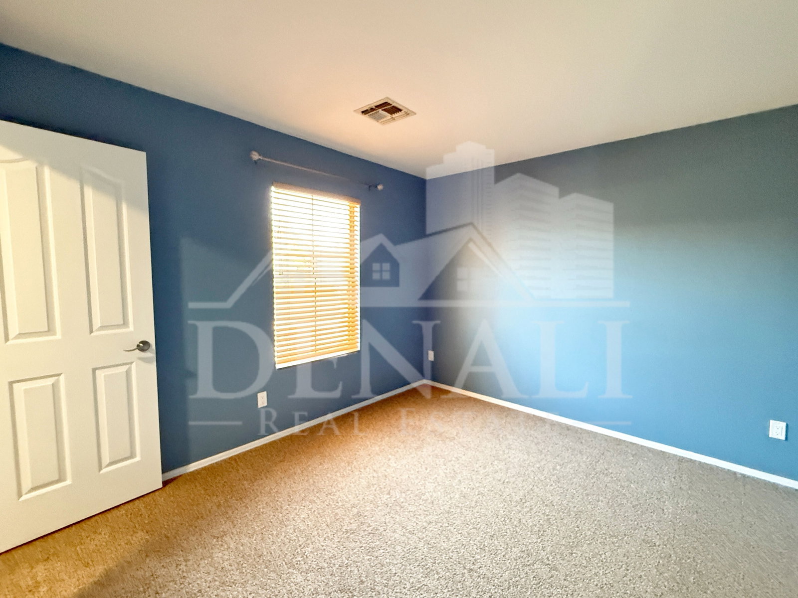 Gallery Image 25