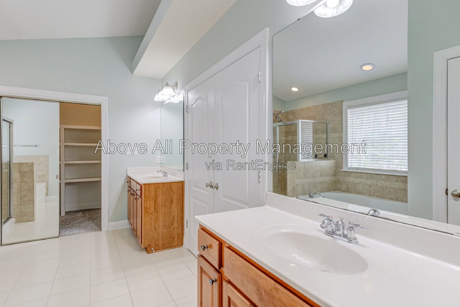 Gallery Image 57