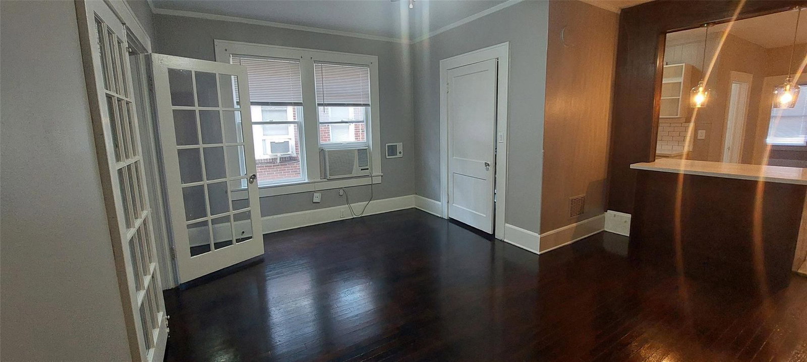 Gallery Image 0