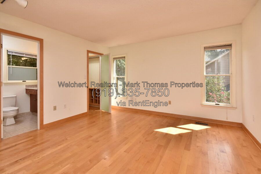 Gallery Image 16