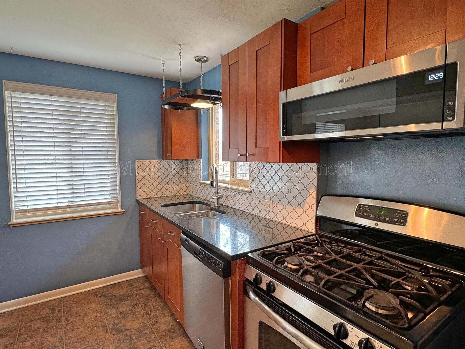 Gallery Image 12