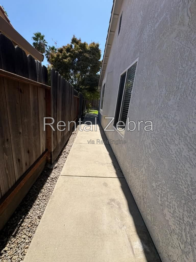 Gallery Image 17