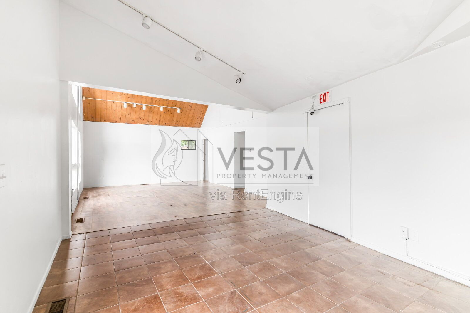 Gallery Image 38