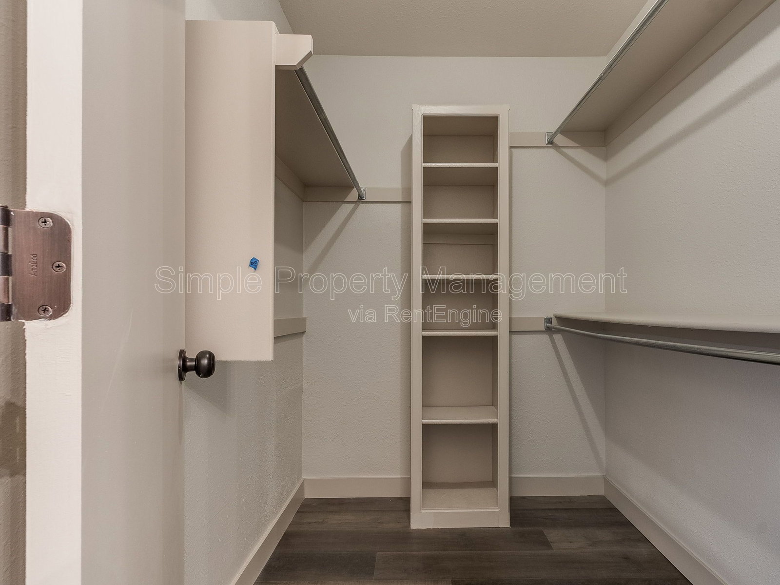 Gallery Image 18