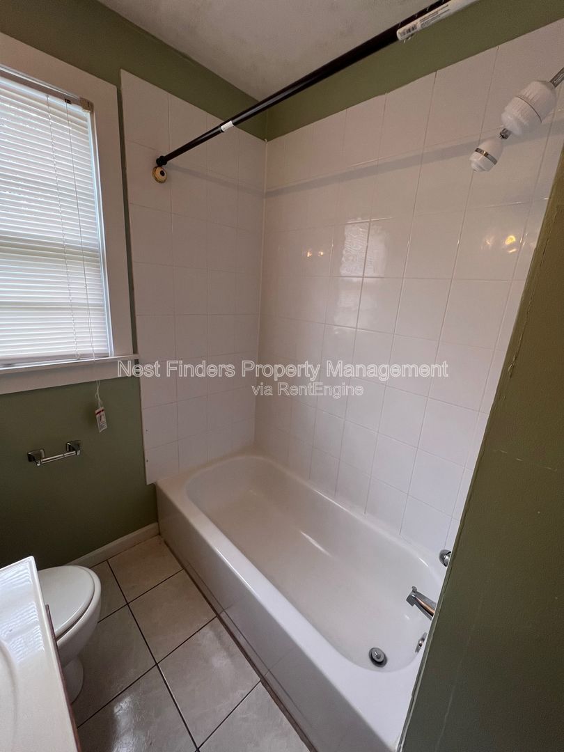 Gallery Image 15