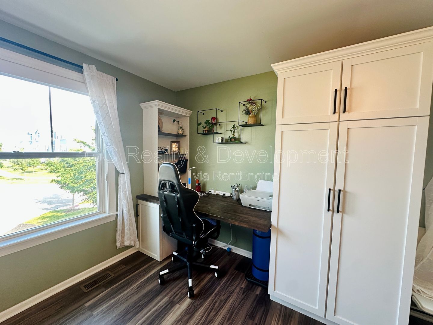 Gallery Image 10