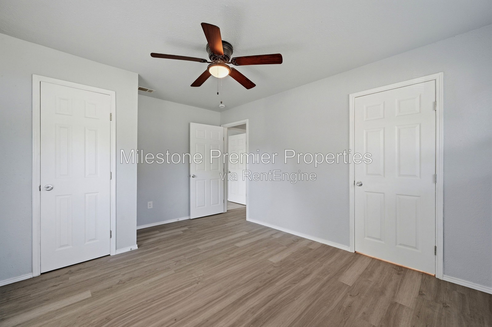 Gallery Image 19