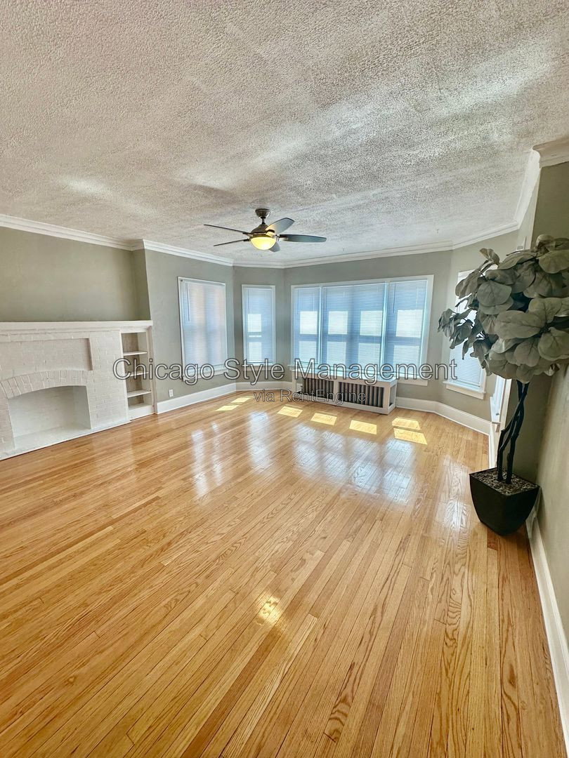 Gallery Image 18